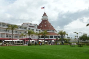 Step On Coronado Hotel